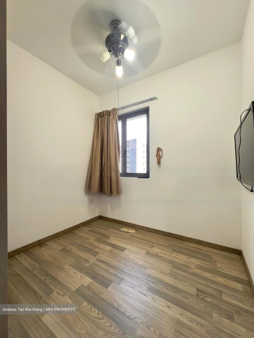 Lakeville (D22), Condominium #569703751